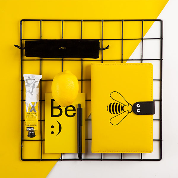 年創(chuàng)意小清新小蜜蜂時尚手賬格子頁筆記本網(wǎng)格本手賬本