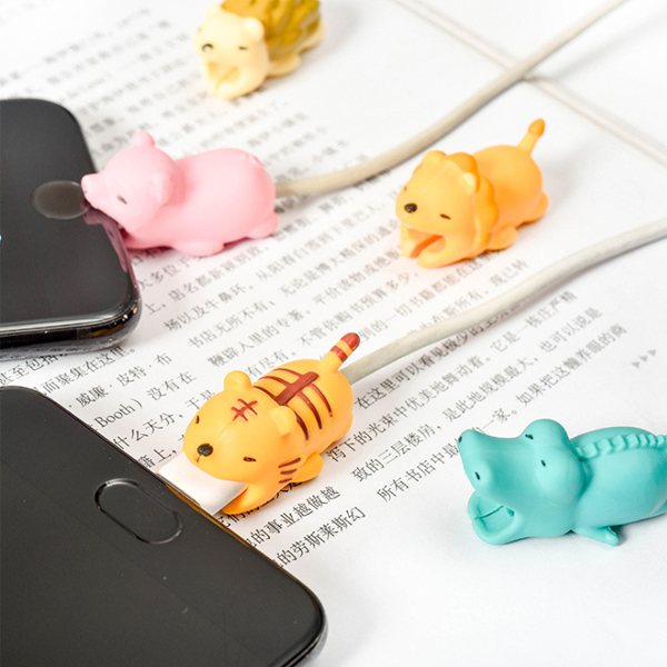 日式新款立体卡通数据线保护套可爱动物造型防折断动物