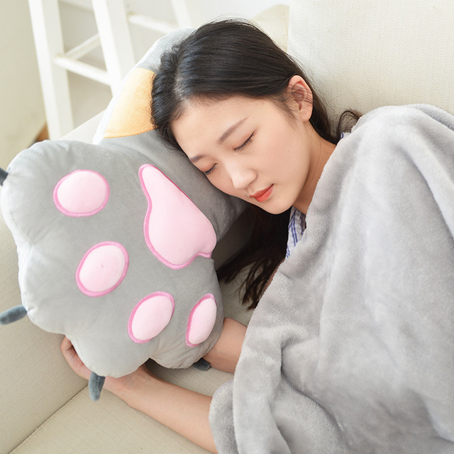 卡通猫爪抱枕被子 冬季多功能空调毯 汽车办公室午睡被子学生抱枕