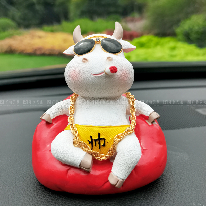 2021牛年摆件 社会帅气牛汽车摆件 中控台装饰工艺品新年礼物