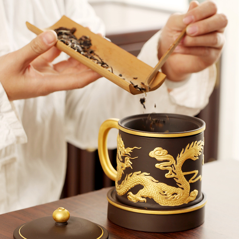 全网新品 趋势好货 紫砂鎏金办公杯龙行天下老板杯喝茶杯茶水分离泡茶杯男
