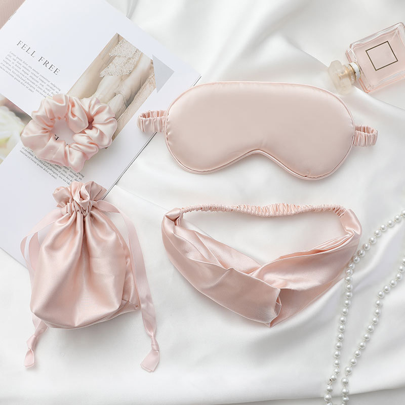 仿真絲眼罩四件套伴手禮網(wǎng)紅大腸發(fā)圈發(fā)帶收納袋真絲眼罩睡眠套裝定制